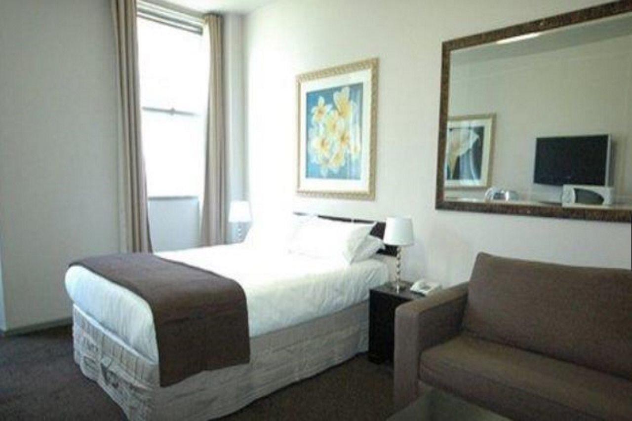 City Square Motel Melbourne Buitenkant foto
